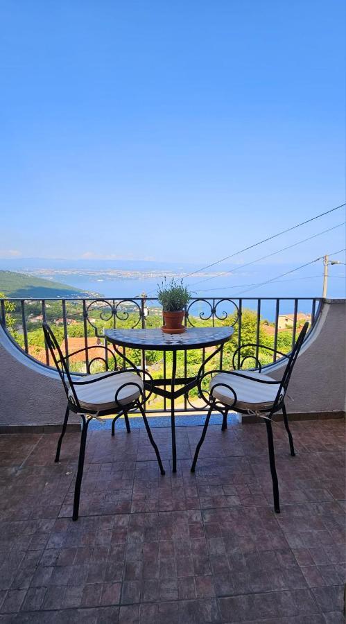 Apartman Tera Apartment Dobreć Exterior foto