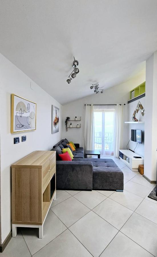 Apartman Tera Apartment Dobreć Exterior foto